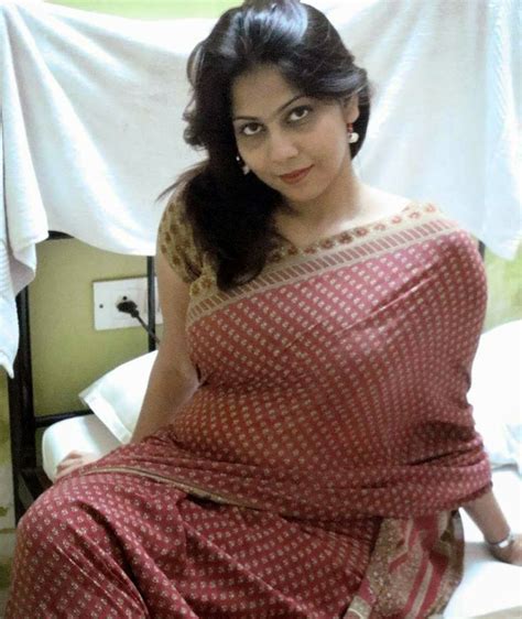 SAREE PORN @ VIP Wank